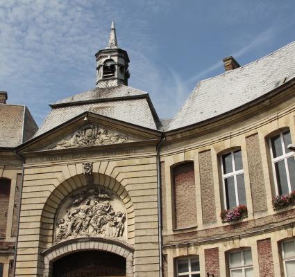 hôtel de ville Douai
